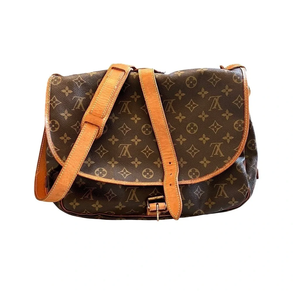 Louis Vuitton Saumur 30 Monogram Canvas Crossbody Messenger Bag AR1900 France‎